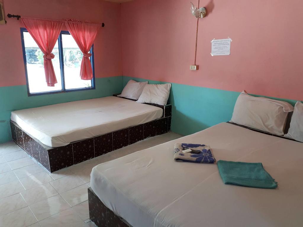 Kanjana Resort Szuratthani Kültér fotó